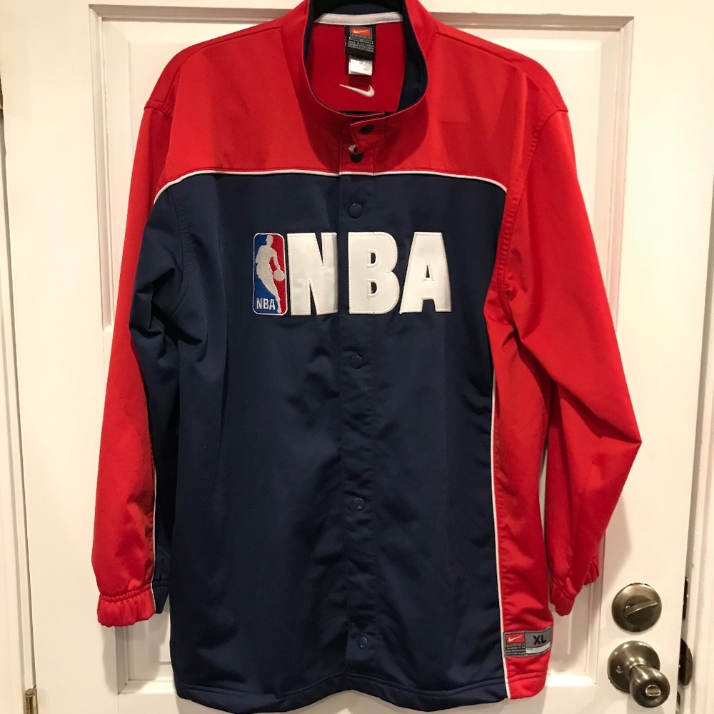 Nike NBA Kids XL 20 Red Blue Long Sleeve Snap Down